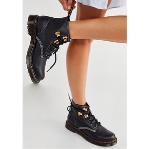 NEW Dr. Martens 101 Hardware Virginia Leather Ankle Boots sz 11